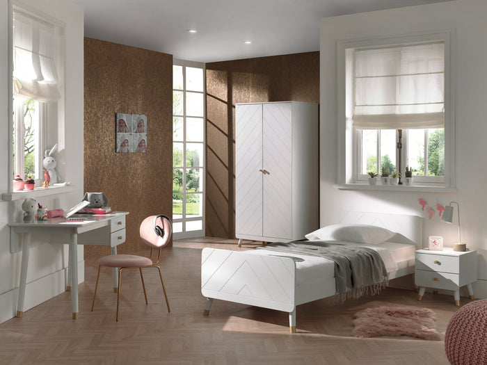 BILLY-combinatie: het witte BILLY-bed (90x200cm), de witte nachttafel, de 2-deurs kleerkast en het witte bureau.