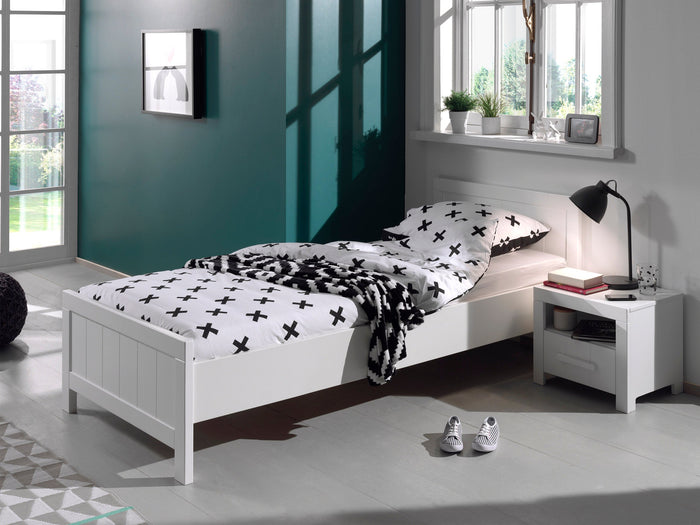 ERIK combinatie in wit: een bed (90x200) met bijhorend nachtkastje.