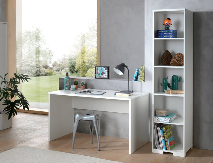 LONDON combinatie in wit: een bureau en boekenkast.
