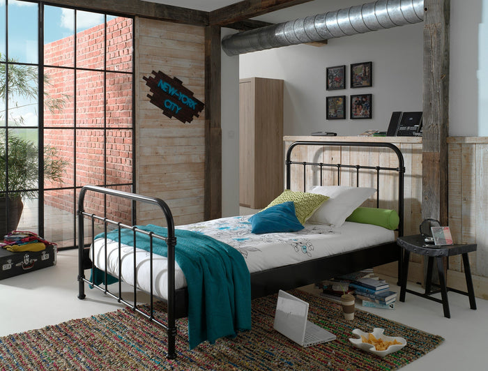 NEW YORK BED 120x200CM ZWART