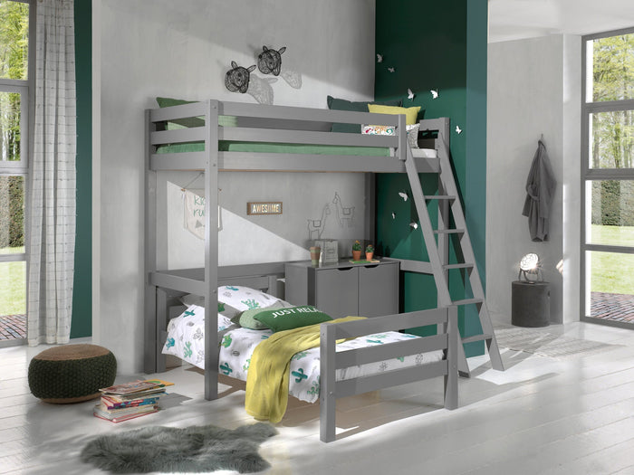 PINO-combinatie: een grijze PINO mezzanine, een PINO enkel bed en een PINO kommode met 2 deuren