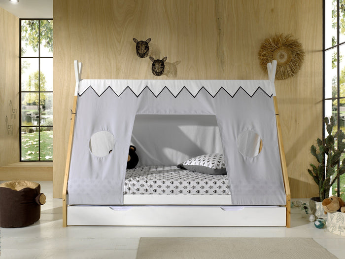 TIPI combinatie: het verhoogde TIPI bed (90 x 200 cm), witte bedlade en bijhorende textielset.