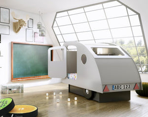 Caravanbed met box & neuswiel ( + gepersonaliseerde nummerplaat)